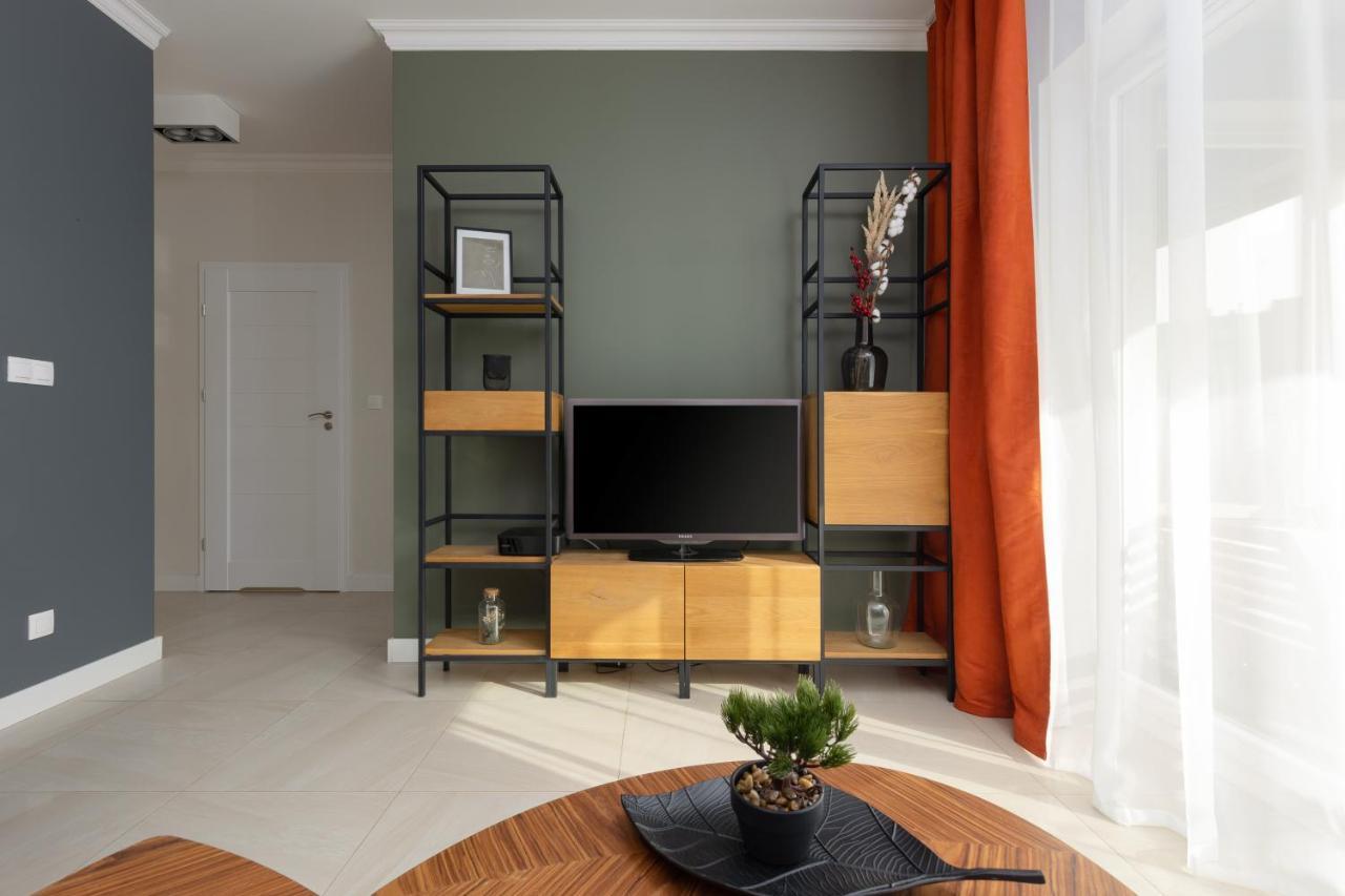 Lakeview Apartment Kapelanów Armii Krajowej by Renters Varsovia Exterior foto