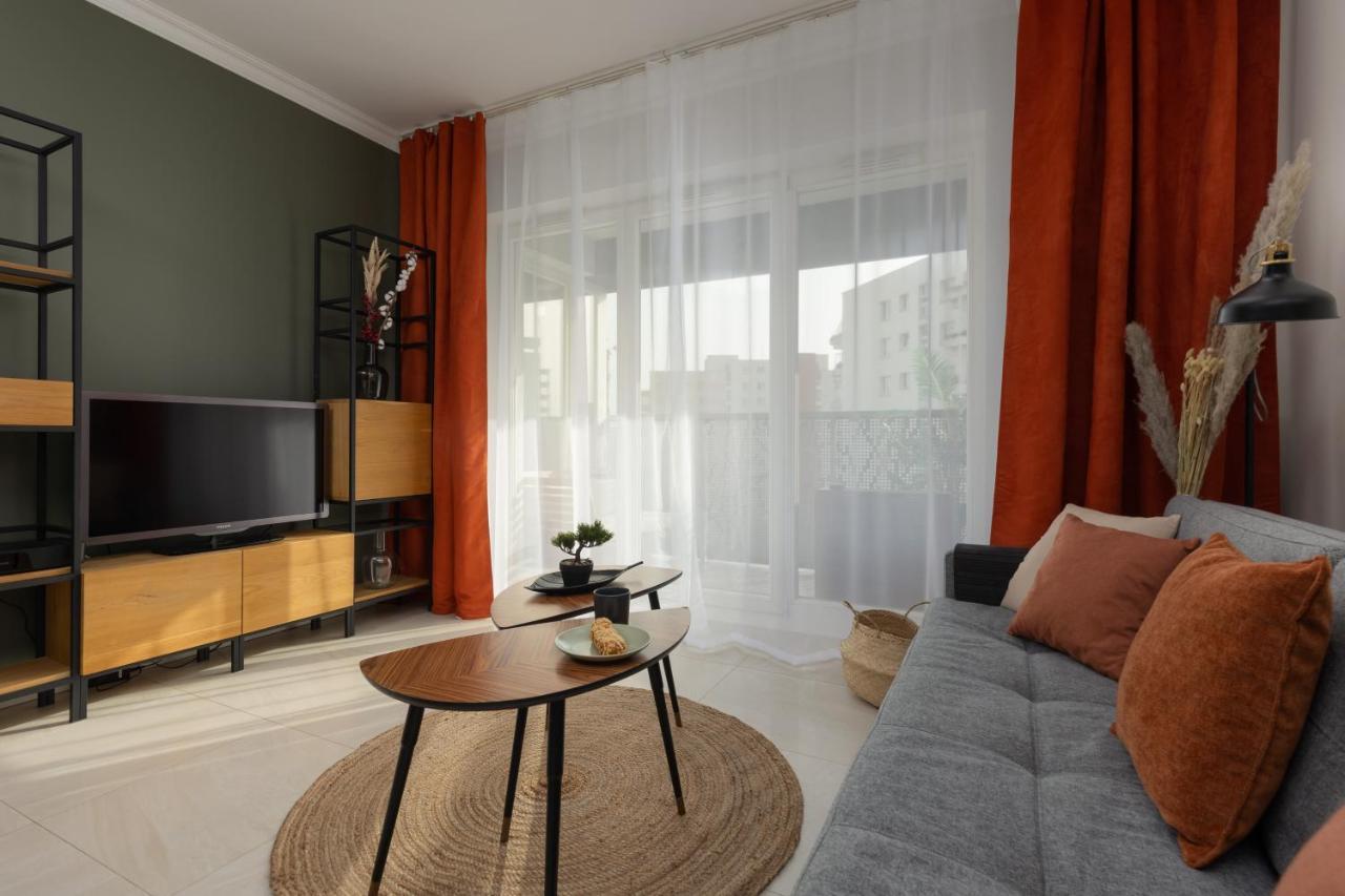 Lakeview Apartment Kapelanów Armii Krajowej by Renters Varsovia Exterior foto